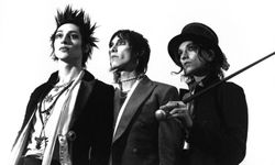 Rock N'Roll Efsanesi Palaye Royale