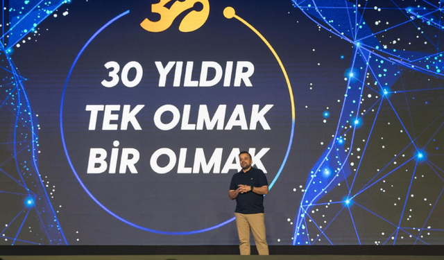 TURKCELL 30.YILINI İŞ ORTAKLARIYLA KUTLADI