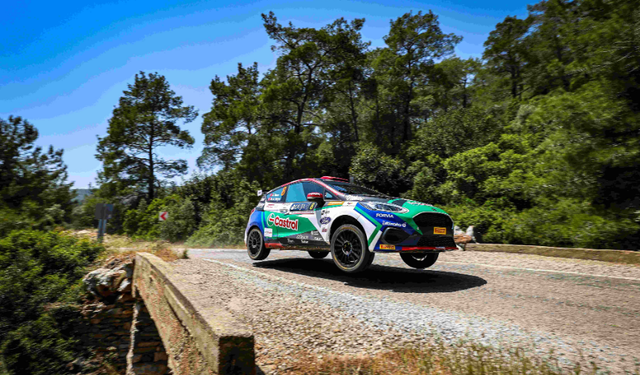 YEŞİL BURSA RALLİSİ’NDE CASTROL FORD'UN GÖZÜ ZİRVEDE