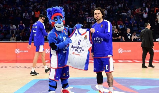 Anadolu Efes, “Eşitlik Bir Güne Sığmaz” Projesiyle Finalde