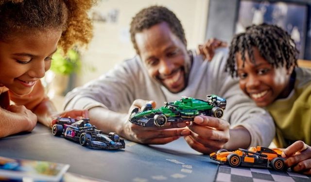 YENİ FORMULA 1® & LEGO® ÜRÜNLERİ TANITILDI