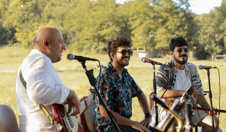 Barabar, Şakalı Akustik Ve Redd Enka Açık Hava Tiyatrosunda